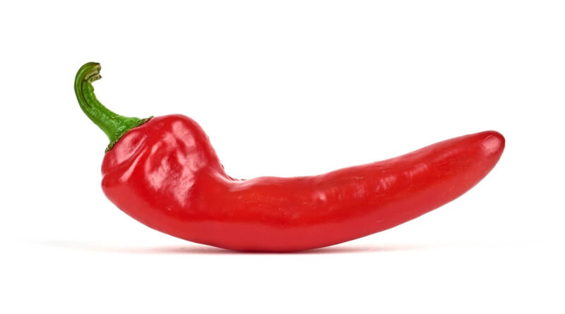 wellhealthorganic.com: Red-Chilli-You-Should-Know-About-Red-Chilli-Uses-Benefits-Side-Effects